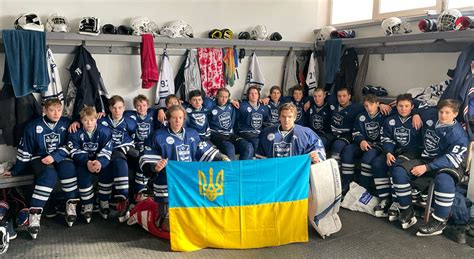 Youth hockey team from Ukraine in Chicago area to play, raise funds